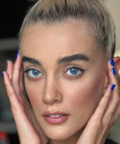 خرید لنز آبی دور دار Pixie Blue