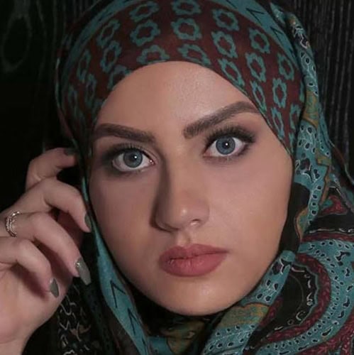 خرید لنز آبی دور دار Aqua Blue Tone3