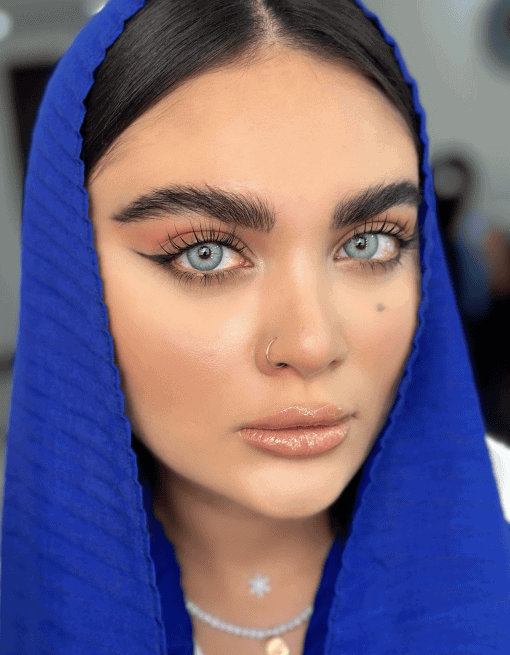 خرید لنز یونیک رنگ باربی بلو