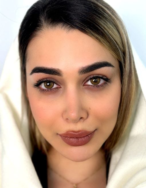 خرید لنز یونیک رنگ لاتینا