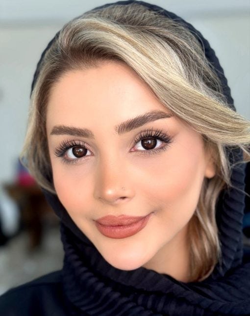 خرید لنز یونیک رنگ نچرال بلک