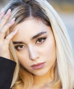 خرید لنز آناستازیا رنگ پرتی نور