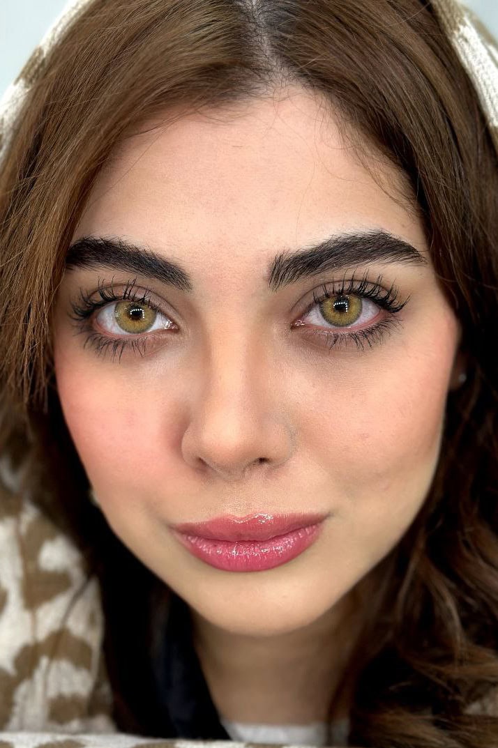 خرید لنز یونیک رنگ کارامل