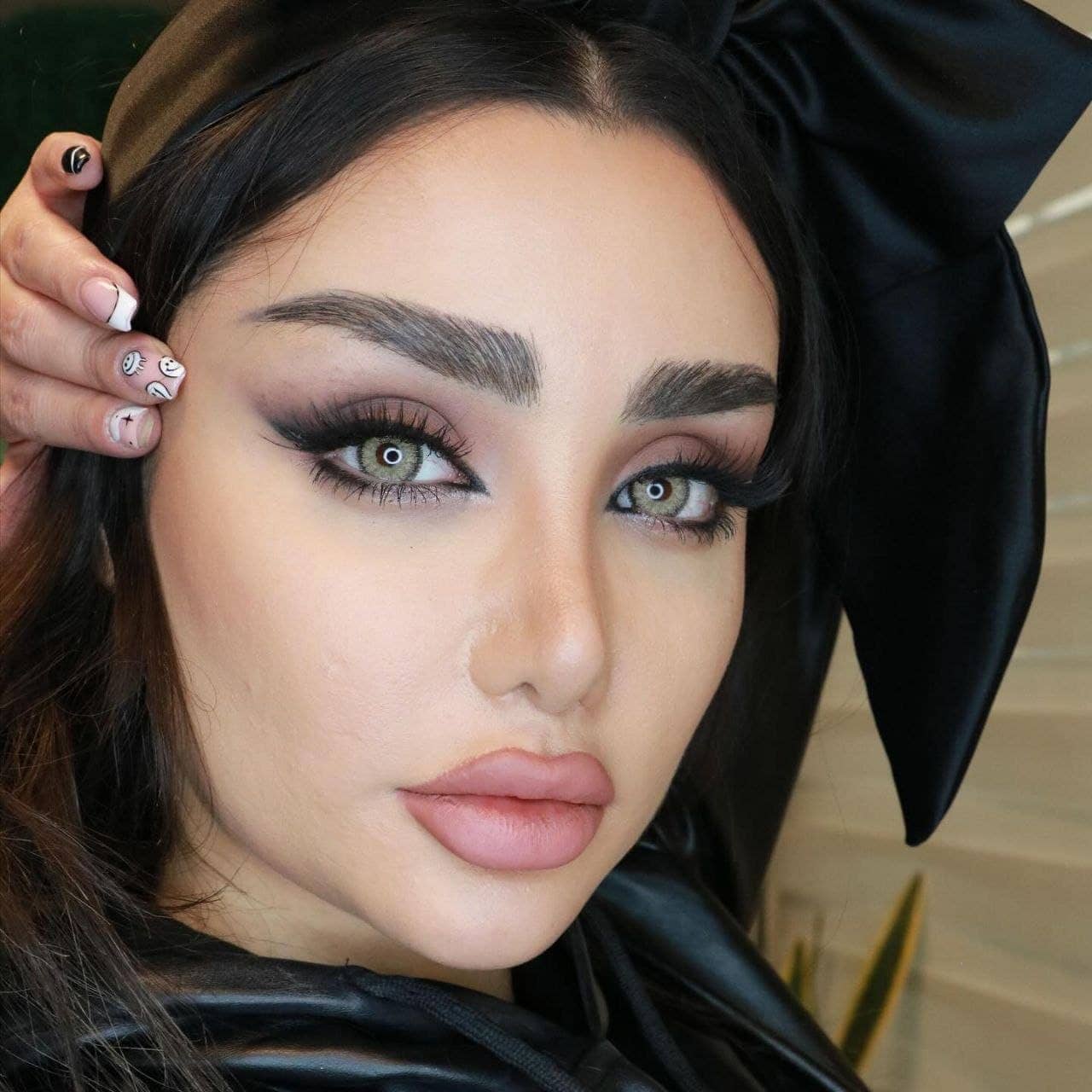 لنز رنگی سالانه Tresa - Image 5