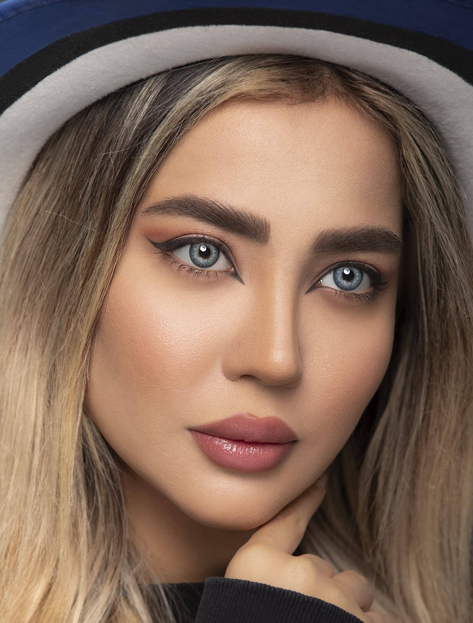 لنز آبی دور دار Rita Dark Blue - Image 2